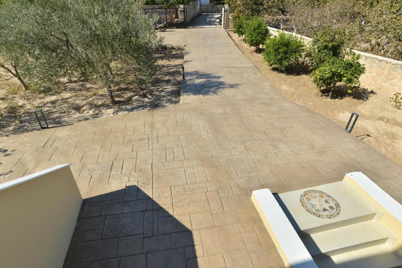 Villa Konstantinos 6 Bedrooms Aegina Buitenkant foto
